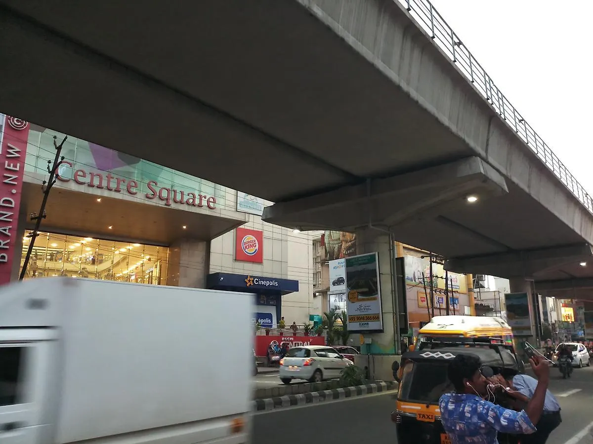 라 카사 바이 펄 팰리스 호텔 Kochi